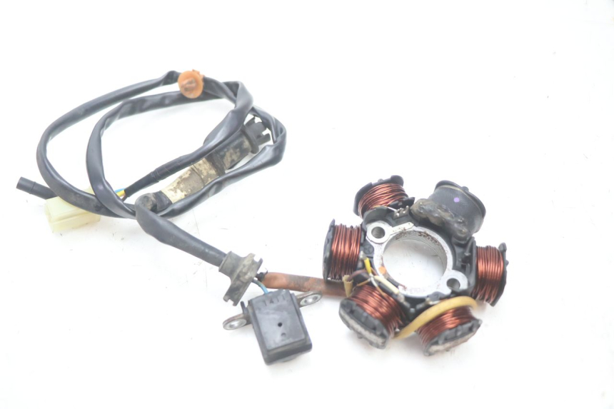 photo de ROTOR STATOREN PEUGEOT VIVACITY 50 (1998 - 2003) - Gecontroleerd onderdeel
