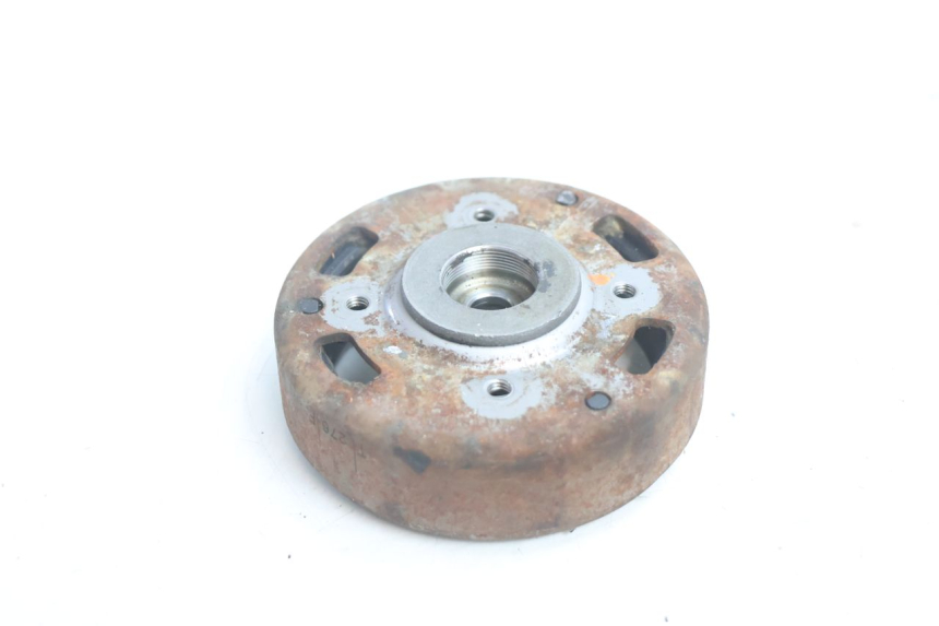 photo de ROTOR STATOREN PEUGEOT VIVACITY 50 (2004 - 2009) - Bevestigingspunten
