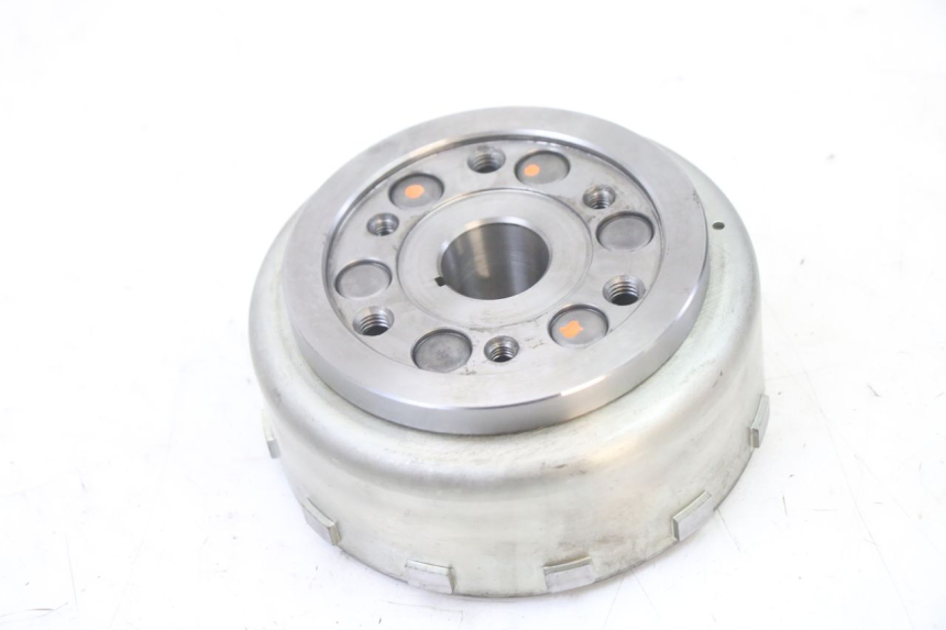 photo de ROTOR STATOREN YAMAHA X-MAX XMAX 125 (2010 - 2013) - Bevestigingspunten