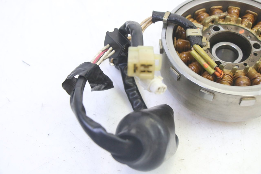 photo de ROTOR STATORE YAMAHA XMAX X-MAX 125 (2006 - 2009) - Technische close-up