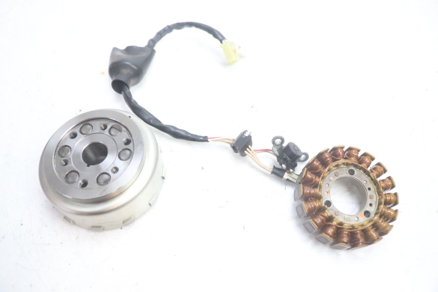 photo de ROTOR STATORE YAMAHA XMAX X-MAX 125 (2006 - 2009) - Hoofdaanzicht