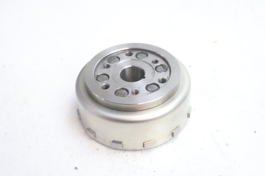 photo de ROTOR STATORE YAMAHA XMAX X-MAX 125 (2006 - 2009) - Technische close-up