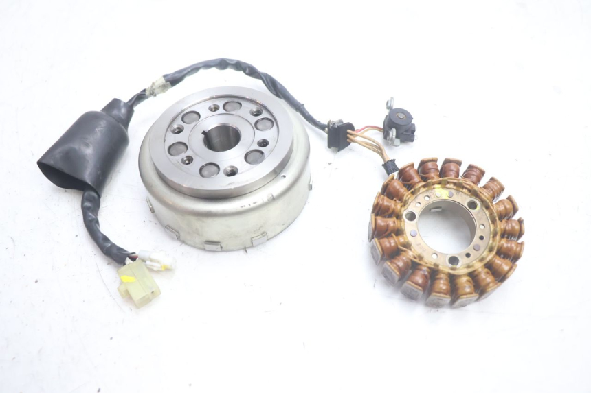 photo de ROTOR STATOREN YAMAHA X-MAX XMAX 125 (2010 - 2013) - Hoofdaanzicht