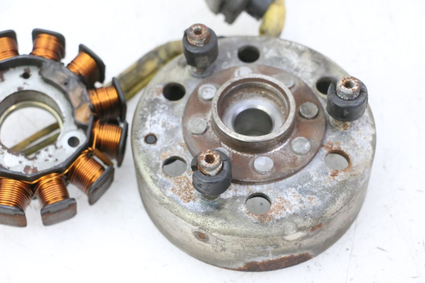 photo de ROTOR STATORE PIAGGIO X9 EVOLUTION 125 (2003 - 2007) - Markeringen en referenties