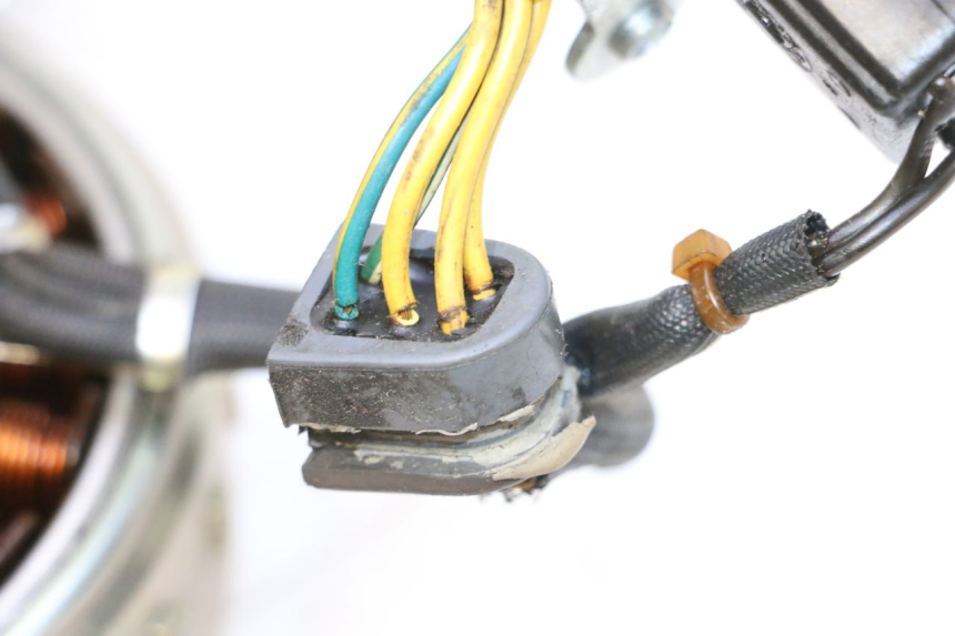 photo de ROTOR STATORE KYMCO XCITING 250 (2006 - 2009) - Detail van het onderdeel