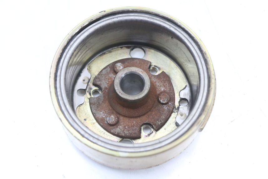 photo de ROTOR STATORE YAMAHA YE ZEST 50 (1992 - 1998) - Technische close-up