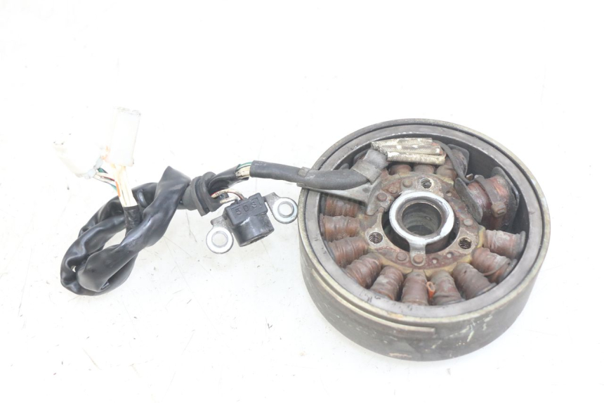 photo de ROTOR STATOREN YAMAHA YP MAJESTY 125 (1998 - 2001) - Detail van het onderdeel