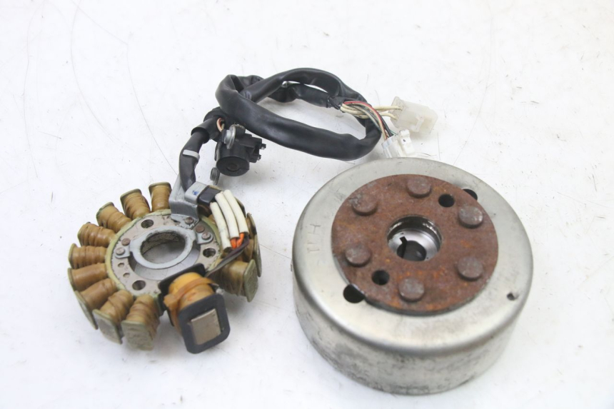 photo de ROTOR STATOREN YAMAHA YP MAJESTY 125 (2007 - 2010) - Detail van het onderdeel