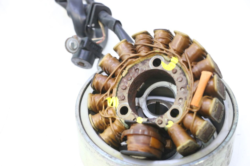 photo de ROTOR STATOREN YAMAHA YP MAJESTY 125 (2002 - 2006) - Andere kijkhoek