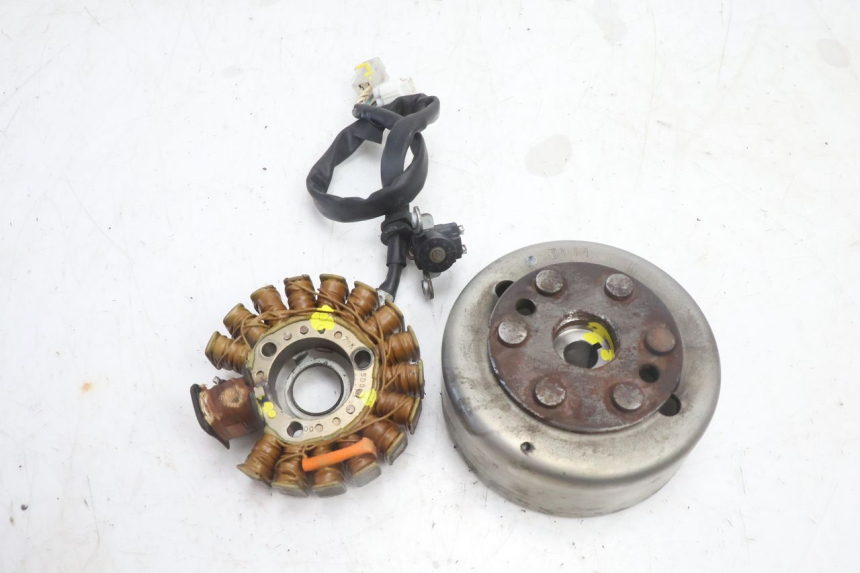 photo de ROTOR STATOREN YAMAHA YP MAJESTY 125 (2007 - 2010) - Hoofdaanzicht