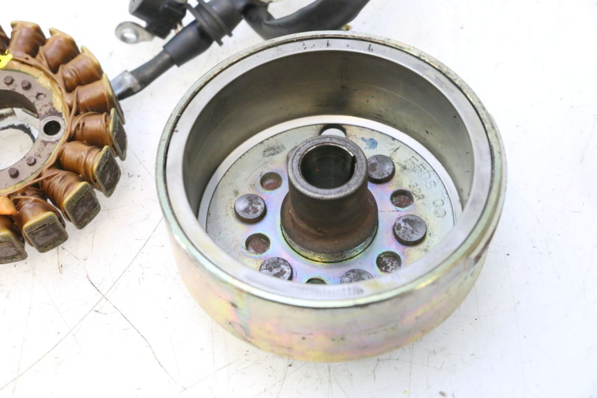 photo de ROTOR STATOREN YAMAHA YP MAJESTY 125 (2002 - 2006) - Productaanzicht