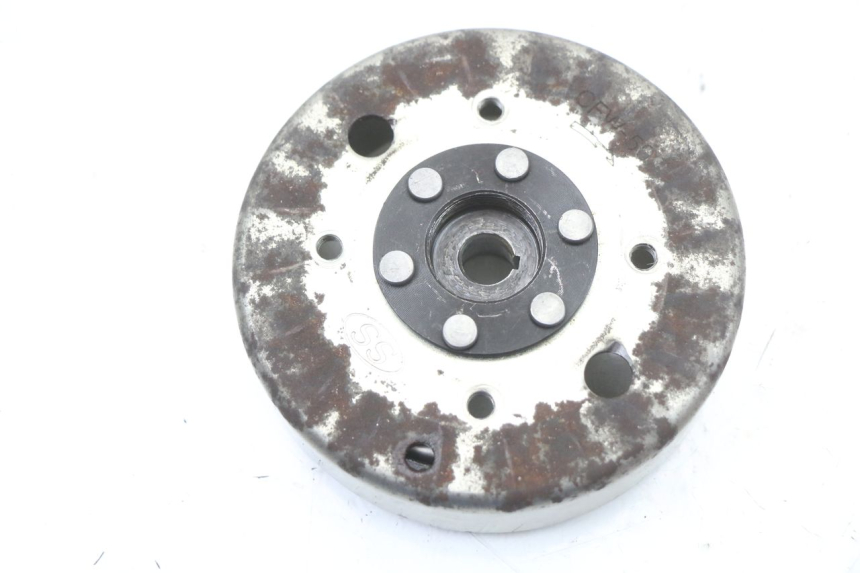 photo de ROTOR STATOR UNIVERSAL BIKE ZN50QT-11B 50 (2018 - 2021) - Andere kijkhoek