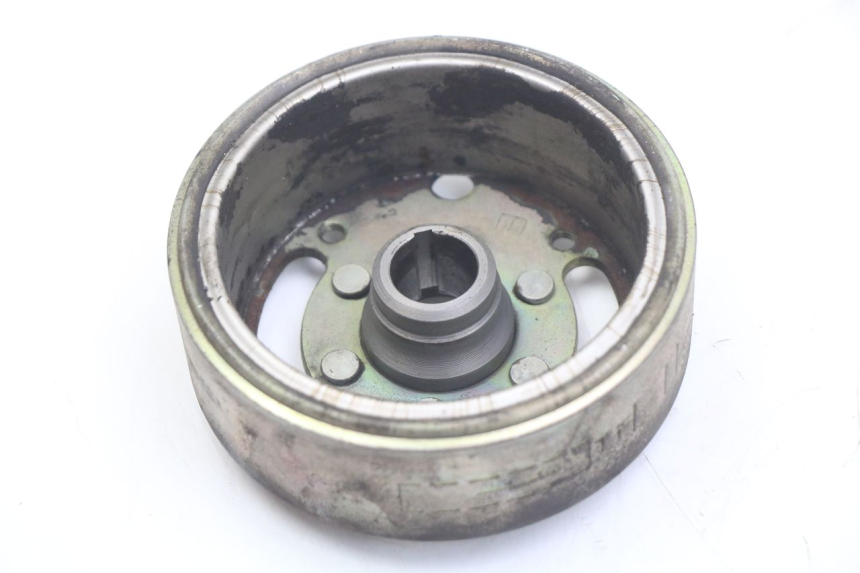 photo de ROTOR PEUGEOT VIVACITY 125 (2010 - 2017) - Detail van het onderdeel