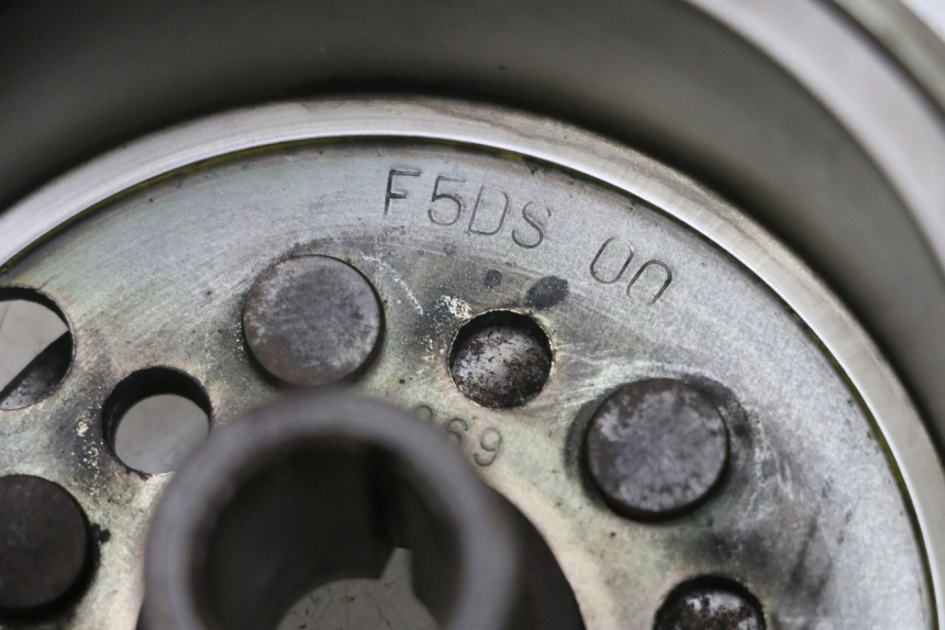 photo de ROTOR YAMAHA YP MAJESTY 125 (2002 - 2006) - Andere kijkhoek