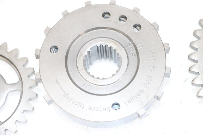 photo de STARTER KLIKKEERWIEL HONDA CB R 1000 (2018 - 2023) - Technische close-up