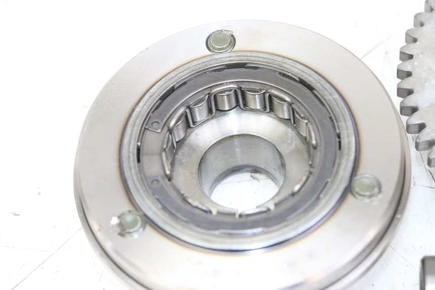 photo de STARTER KLIKKEERWIEL YAMAHA FZS FAZER 600 (2001 - 2003) - Andere kijkhoek