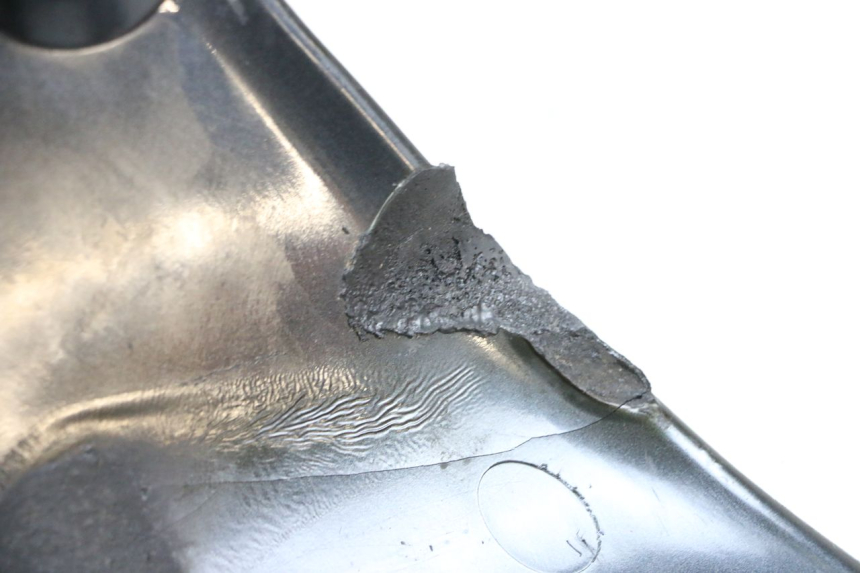 photo de MOTORBESCHERMING KAWASAKI GPZ RX 1000 (1986 - 1988) - Zoom op gebruiksstaat