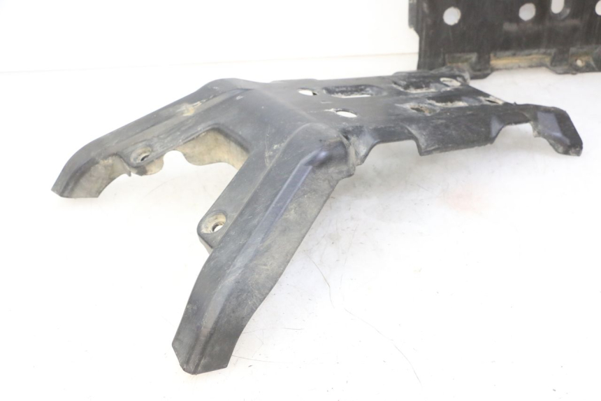 photo de MOTORBESCHERMING YAMAHA YFM GRIZZLY 550 (2008 - 2015) - Markeringen en referenties