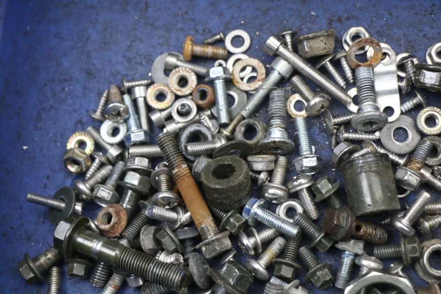 photo de ZAK SCHROEVEN EN BEVESTIGINGSMATERIAAL E-MAX 80L 1 (2011 - 2014) - Detail van het onderdeel