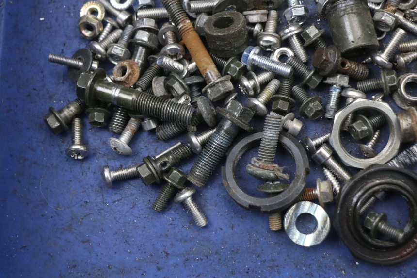 photo de ZAK SCHROEVEN EN BEVESTIGINGSMATERIAAL E-MAX 80L 1 (2011 - 2014) - Andere kijkhoek