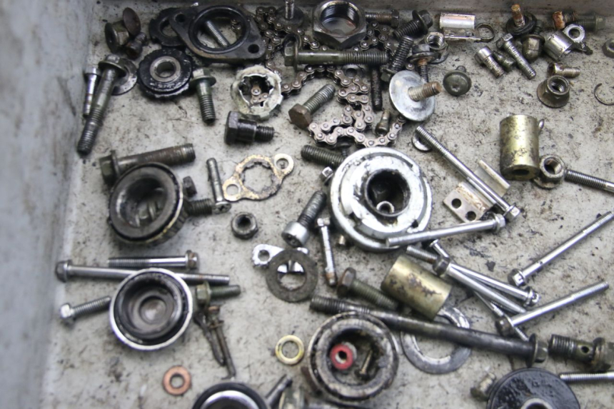 photo de ZAK SCHROEVEN EN BEVESTIGINGSMATERIAAL ORION AGB37 CRF1 DIRT BIKE 125 (2013 - 2021) - Detail van het onderdeel