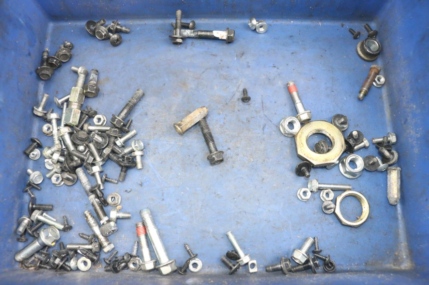 photo de ZAK SCHROEVEN EN BEVESTIGINGSMATERIAAL KYMCO AGILITY 4T 50 (2018 - 2022) - Hoofdaanzicht