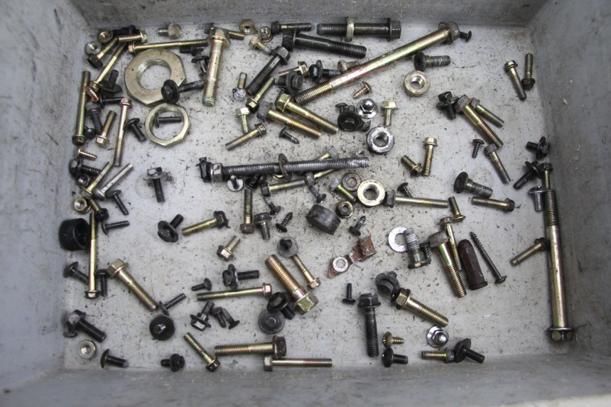 photo de ZAK SCHROEVEN EN BEVESTIGINGSMATERIAAL KYMCO AGILITY FR 2T 50 (2012 - 2017) - Hoofdaanzicht