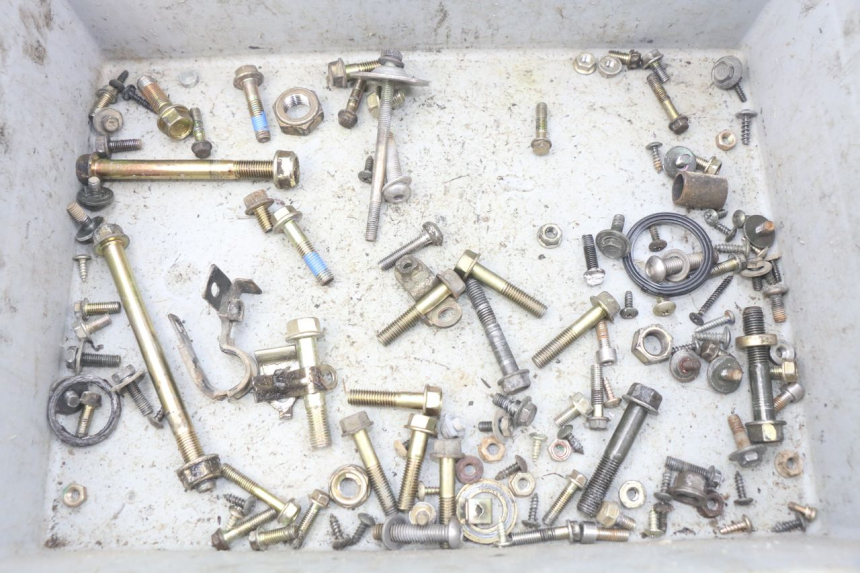 photo de ZAK SCHROEVEN EN BEVESTIGINGSMATERIAAL KYMCO AGILITY RS 2T 50 (2009 - 2013) - Hoofdaanzicht