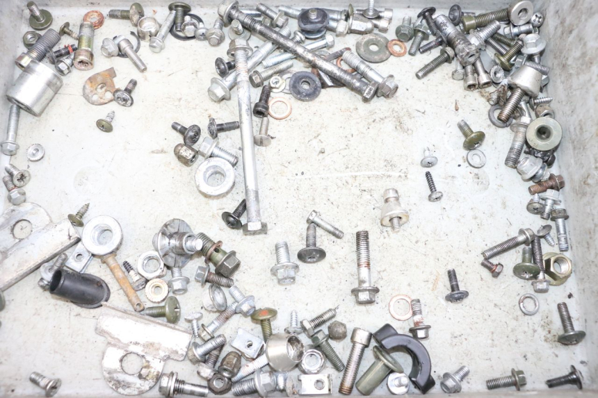 photo de ZAK SCHROEVEN EN BEVESTIGINGSMATERIAAL MAG POWER BOMBERS 4T 50 (2016 - 2026) - Detail van het onderdeel