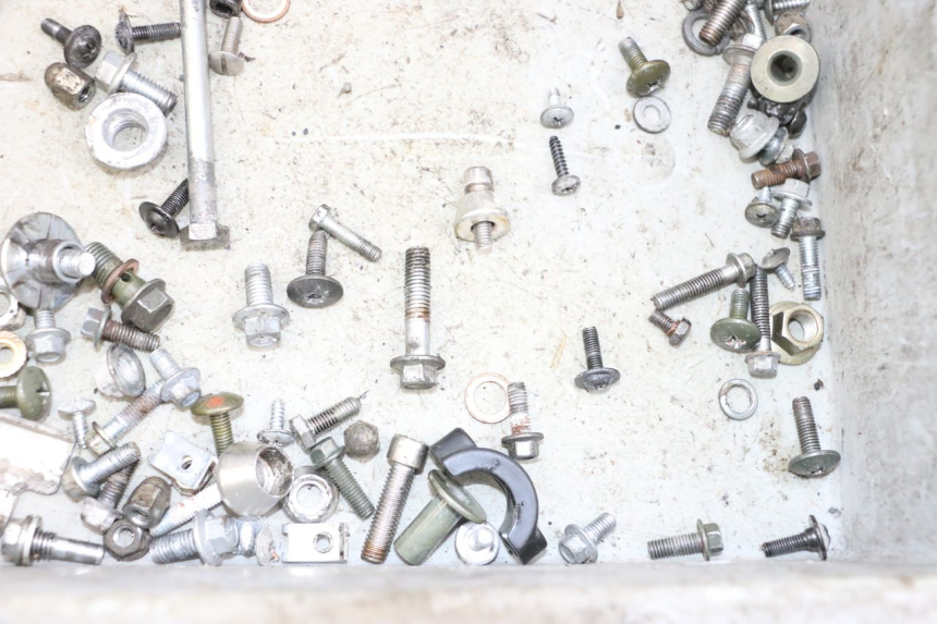 photo de ZAK SCHROEVEN EN BEVESTIGINGSMATERIAAL MAG POWER BOMBERS 4T 50 (2016 - 2026) - Technische close-up