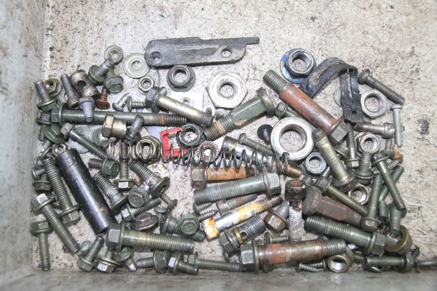 photo de ZAK SCHROEVEN EN BEVESTIGINGSMATERIAAL TNT MOTOR BOSTON 4T 50 (2018 - 2025) - Hoofdaanzicht