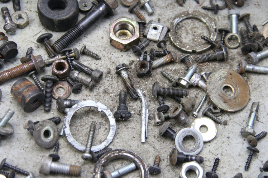 photo de ZAK SCHROEVEN EN BEVESTIGINGSMATERIAAL DERBI BOULEVARD 50 (2009 - 2006) - Detail van het onderdeel