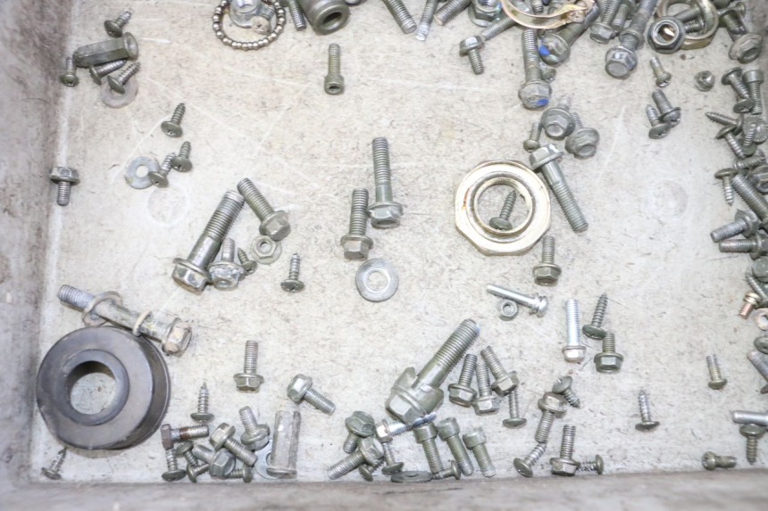 photo de ZAK SCHROEVEN EN BEVESTIGINGSMATERIAAL MOTRON BREEZY 4T 50 (2021 - 2025) - Zoom op gebruiksstaat