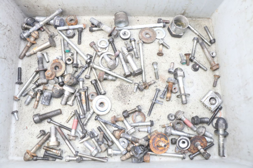 photo de ZAK SCHROEVEN EN BEVESTIGINGSMATERIAAL ROYAL ENFIELD BULLET CLASSIC 500 (2017 - 2020) - Hoofdaanzicht