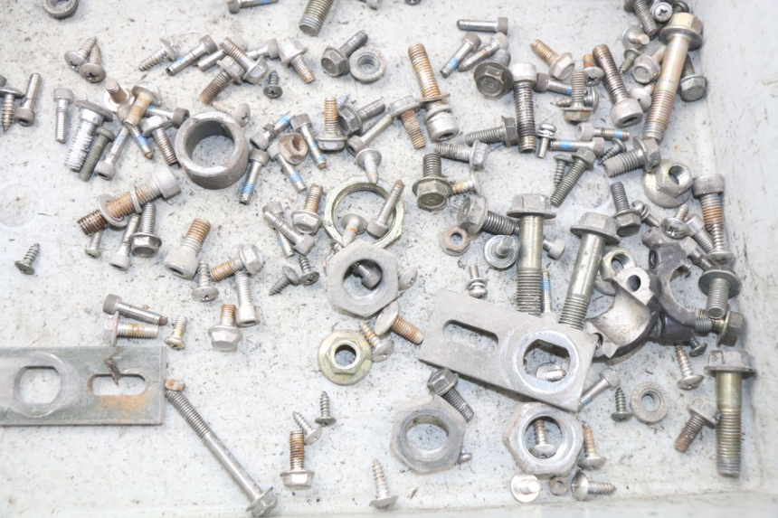 photo de ZAK SCHROEVEN EN BEVESTIGINGSMATERIAAL ERIDER CARGO 1 (2009 - 2018) - Detail van het onderdeel