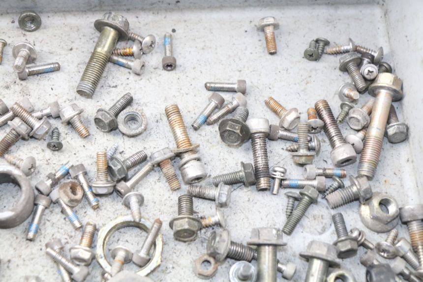 photo de ZAK SCHROEVEN EN BEVESTIGINGSMATERIAAL ERIDER CARGO 1 (2009 - 2018) - Zoom op gebruiksstaat