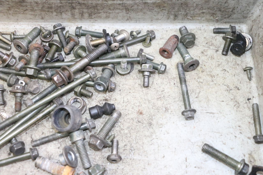 photo de ZAK SCHROEVEN EN BEVESTIGINGSMATERIAAL ORCAL CAVARO 4T 50 (2019 - 2023) - Andere kijkhoek