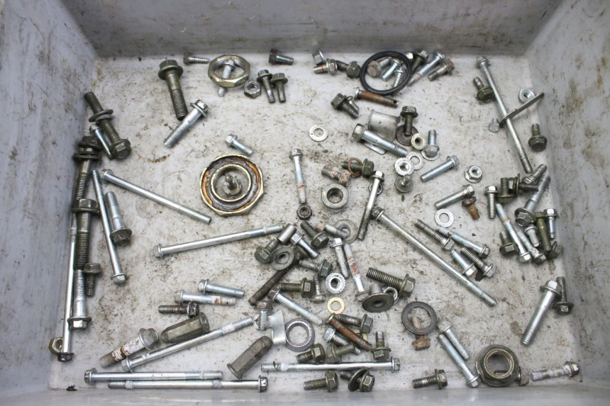 photo de ZAK SCHROEVEN EN BEVESTIGINGSMATERIAAL MASH CITY 4T 50 (2018 - 2020) - Detail van het onderdeel