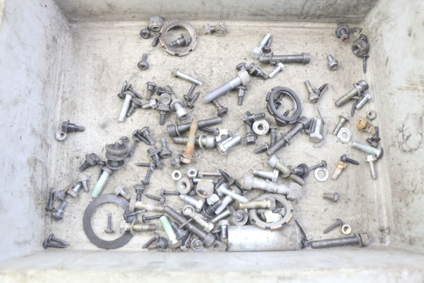 photo de ZAK SCHROEVEN EN BEVESTIGINGSMATERIAAL PEUGEOT CITYSTAR 125 (2011 - 2017) - Hoofdaanzicht