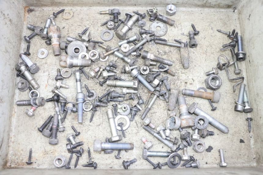 photo de ZAK SCHROEVEN EN BEVESTIGINGSMATERIAAL PEUGEOT CITYSTAR 50 (2013 - 2017) - Hoofdaanzicht