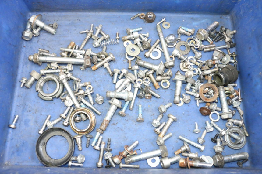 photo de ZAK SCHROEVEN EN BEVESTIGINGSMATERIAAL KSR CODE 125 (2018 - 2020) - Hoofdaanzicht