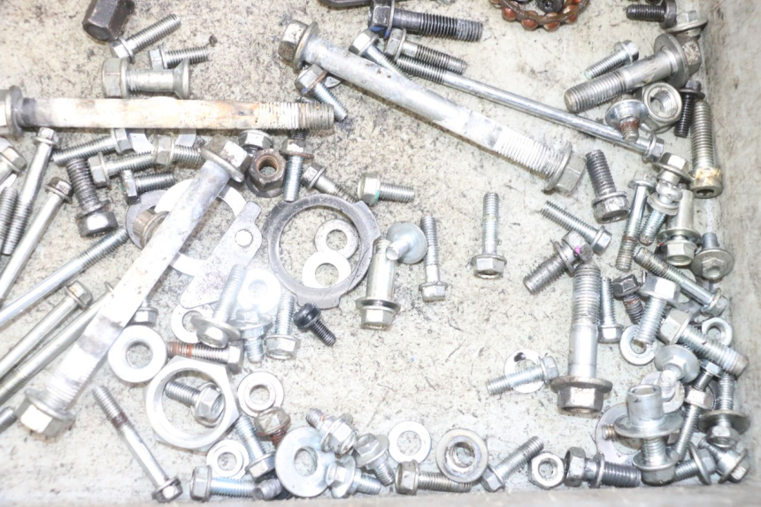 photo de ZAK SCHROEVEN EN BEVESTIGINGSMATERIAAL HONDA CRF-F CRF F 110 (2019 - 2022) - Andere kijkhoek