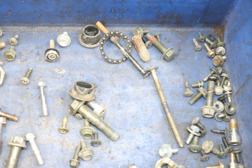 photo de ZAK SCHROEVEN EN BEVESTIGINGSMATERIAAL SYM CROX 4T 50 (2016 - 2023) - Andere kijkhoek