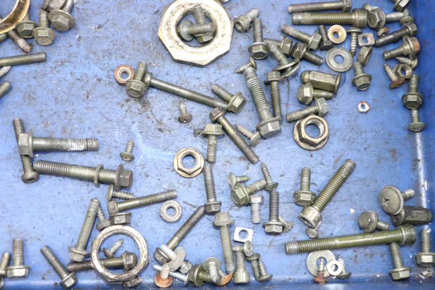 photo de ZAK SCHROEVEN EN BEVESTIGINGSMATERIAAL LONGJIA DIGITA 4T 50 (2019 - 2022) - Zoom op gebruiksstaat