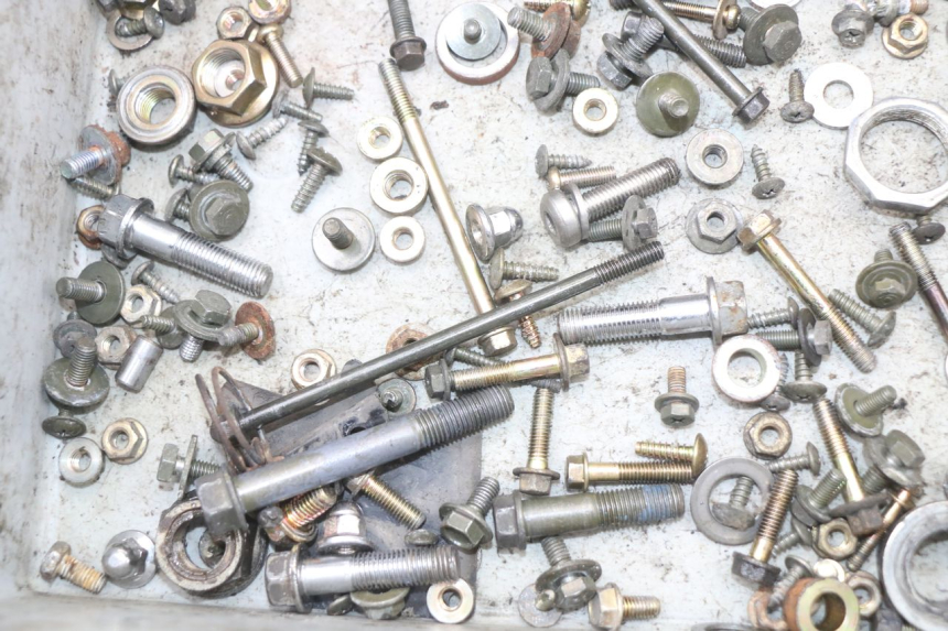 photo de ZAK SCHROEVEN EN BEVESTIGINGSMATERIAAL KYMCO DINK STREET ABS 125 (2011 - 2018) - Andere kijkhoek