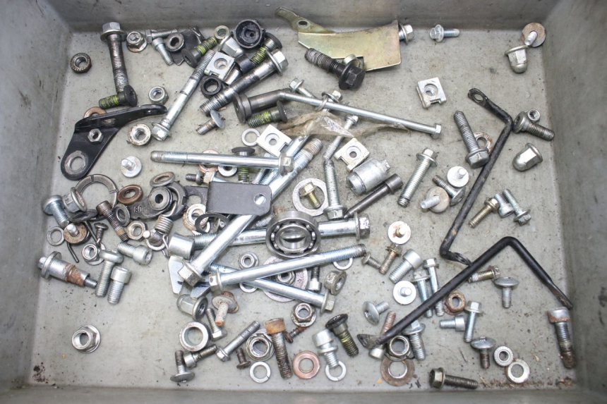 photo de ZAK SCHROEVEN EN BEVESTIGINGSMATERIAAL XTRM FACTORY DIRTBIKE BSE 150 - Hoofdaanzicht