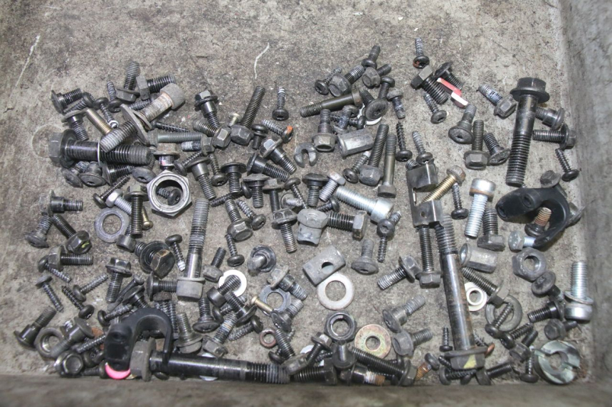 photo de ZAK SCHROEVEN EN BEVESTIGINGSMATERIAAL PEUGEOT DJANGO 4T 50 (2014 - 2019) - Hoofdaanzicht