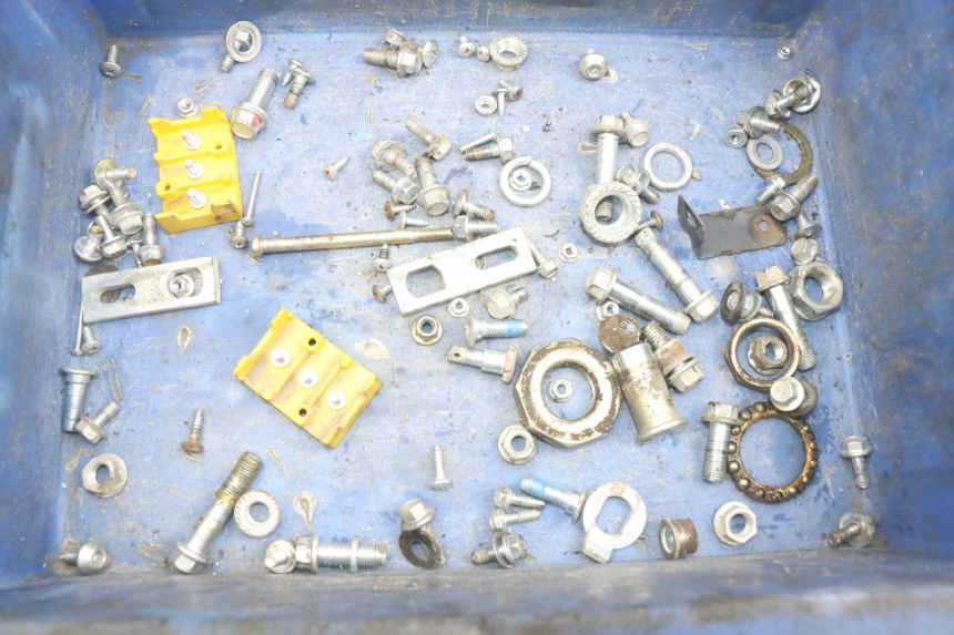 photo de ZAK SCHROEVEN EN BEVESTIGINGSMATERIAAL EASY WATTS E-OPAI 1 (2019 - 2024) - Hoofdaanzicht