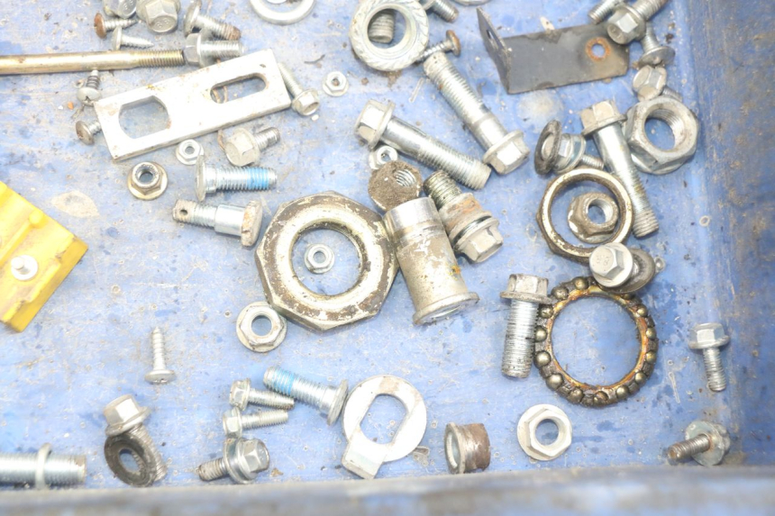 photo de ZAK SCHROEVEN EN BEVESTIGINGSMATERIAAL EASY WATTS E-OPAI 1 (2019 - 2024) - Zoom op gebruiksstaat