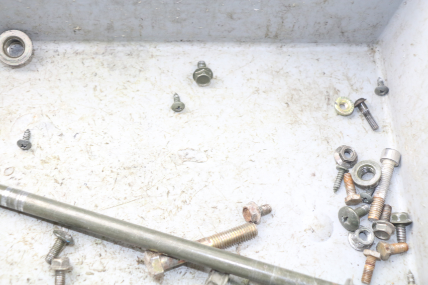 photo de ZAK SCHROEVEN EN BEVESTIGINGSMATERIAAL RIDE E1 1 (2014 - 2022) - Zoom op gebruiksstaat